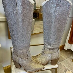 NWT Size 8 Corkys Show Stopper Tall Boot - Gold Silver Ombre Sparkle
